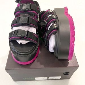 Koi Asteroid Matrix Platform Chunky Gladiator Sandals--Size 6